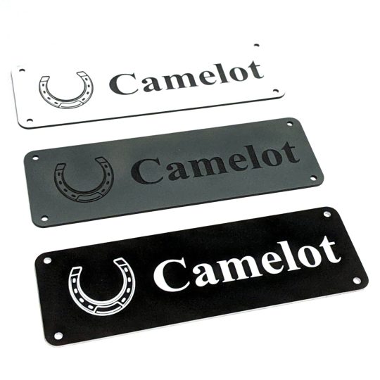 Personalised Stable Name Plaques - 6" x 2" with engraving of a Horseshoe on the Left-Hand side with contrasting name in the centre of the plaque, 4 screw holes in each corner.