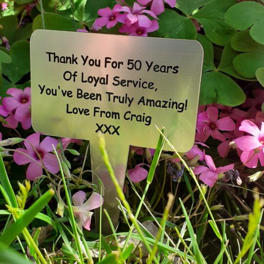Personalised acrylic plant markers